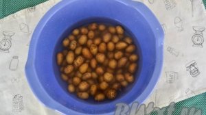 Молодой мелкий картофель, запеченный в духовке