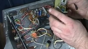 КВ усилитель мощности на 2 х ГИ-7б, с безтрансформаторным анодным питанием. Автор не известен. ч. #
