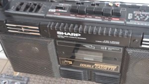 Sharp WQ-T281Z. Портативный "Твин" с серьезной начинкой