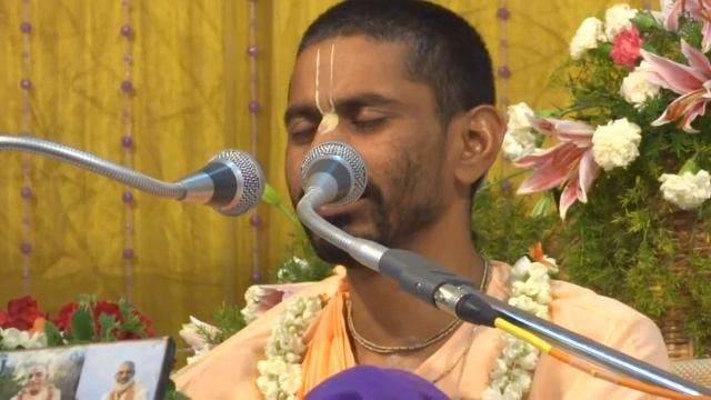 РАДХЕ РАДХЕ ГОВИНДА (RADHE RADHE GOVINDA) смотреть онлайн