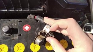 Быстросъёмные клеммы для аккумулятора Hyundai Accent 2004 AG часть 1