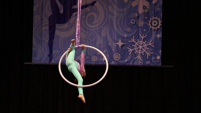 Школа воздушной гимнастики "Aes.Aerial" - Комогорцева Анастасия, дебют смотреть онлайн