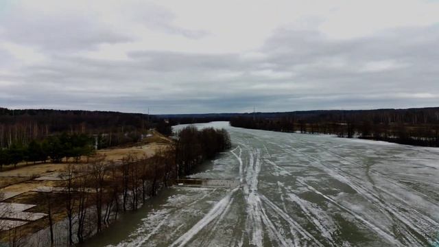 Весеннее половодье с высоты. Река Клязьма, озеро Запольское смотреть онлайн