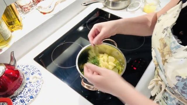 ПОПУЛЯРНЫЙ В ИРЛАНДИИ СУП  ИЗ КАРТОФЕЛЯ И ЛУКА-ПОРЕЙ ? DELICIOUS  POTATO AND LEEK SOUP ?@Amond