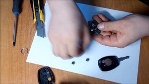 Ремонт ключа Рено Логан. Как поменять корпус ключа рено (Renault)  логан, сандеро, Ремонт кнопки.