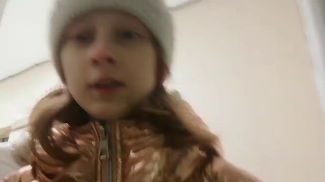 Мой первый влог. Осветляю свою чёлку. Урок технологии. /DANU MEY смотреть онлайн