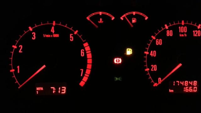 Octavia 1.6 AEE problem z odpalaniem. смотреть онлайн