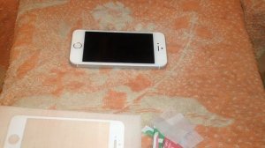 Как приклеить защитное стекло или плёнку на смартфон, телефон