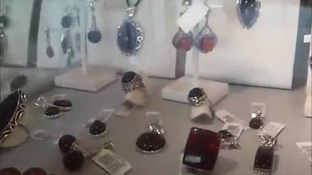 Янтарь карибский, вишневый, голубой смотреть онлайн