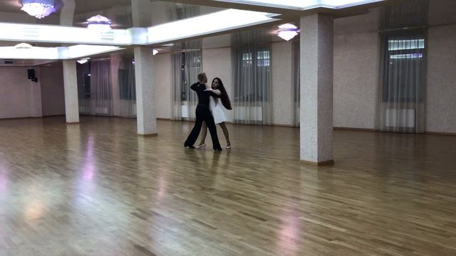 Вальс / Waltz смотреть онлайн