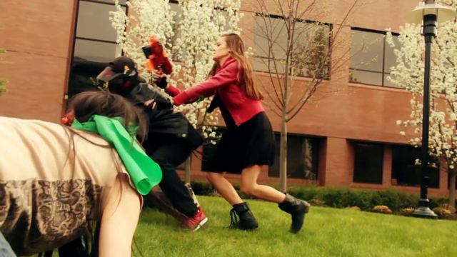 NERF Dead Reckoning (HvZ) & College Warfare Channel Trailer смотреть онлайн