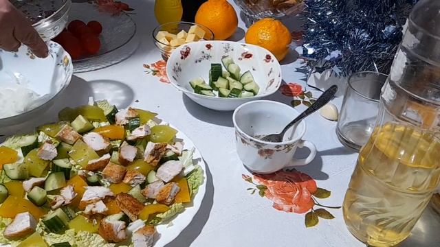 Закусочный салат который делает  весь мир!