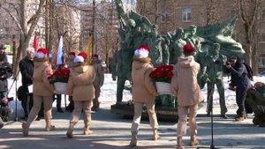 В Москве открыли памятник героям-молодогвардейцам
