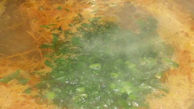 Заливное из курицы с яйцами и морковью