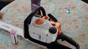 Как правильно заводить и заправлять  Stihl MS 180