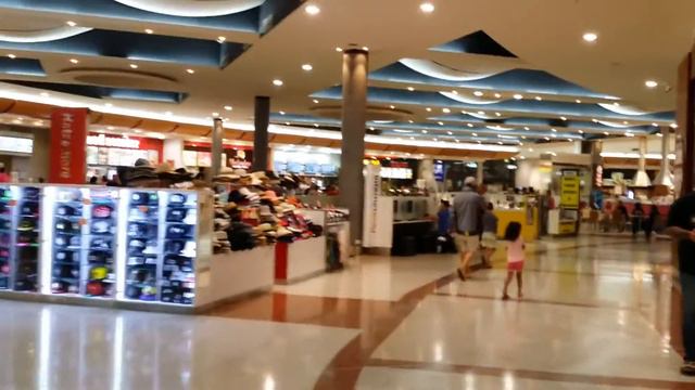 Австралия 2015. Мысли иммигрантки о Родине в австралийском магазине смотреть онлайн