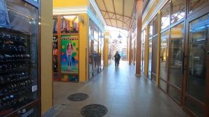 Показываю, какую квартиру я снимал в Ялте зимой.