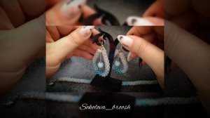 Комплект украшений из бисера.