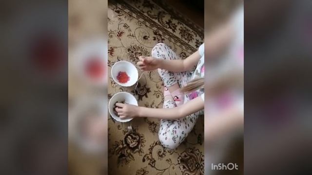Бусы из бумаги