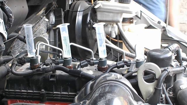 Проверка форсунок двигателя Cummins ISF 2.8 смотреть онлайн
