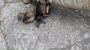 Замена заднего тормозного диска и колодок с правой стороны Чери Истар