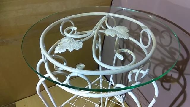 КОВАНЫЙ ЖУРНАЛЬНЫЙ СТОЛИК со стеклом смотреть онлайн