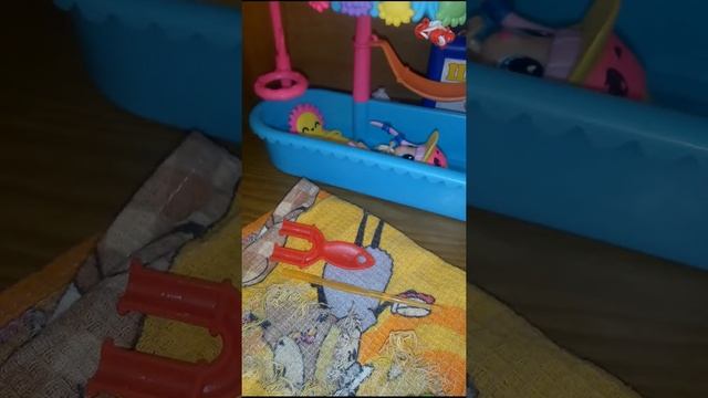 Играем в новую игру. Плетение браслетов. Рейнбоу Лум. Rainbow Loom Russia смотреть онлайн