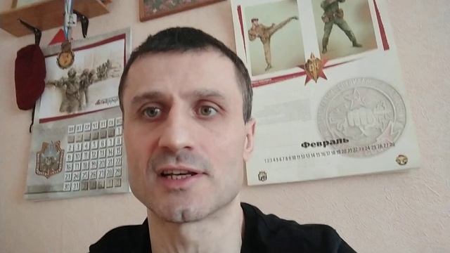 КРАПОВЫЙ БЕРЕТ vs ЧЁРНЫЙ ПОЯС смотреть онлайн