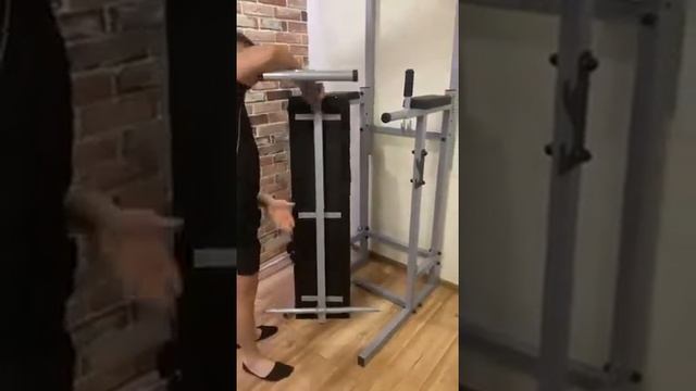 Напольный турник со скамьей для жима лежа от компании FUTUMAG не требует крепления для стены и в по смотреть онлайн