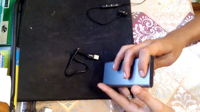 Обзор на Power Bank Acme PB15G (10000 МА*Ч) смотреть онлайн