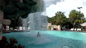 ✿ Игры В БАССЕЙНЕ Играем вместе Катаемся с Горки в Бассейн Видео для Детей fun playing in the water