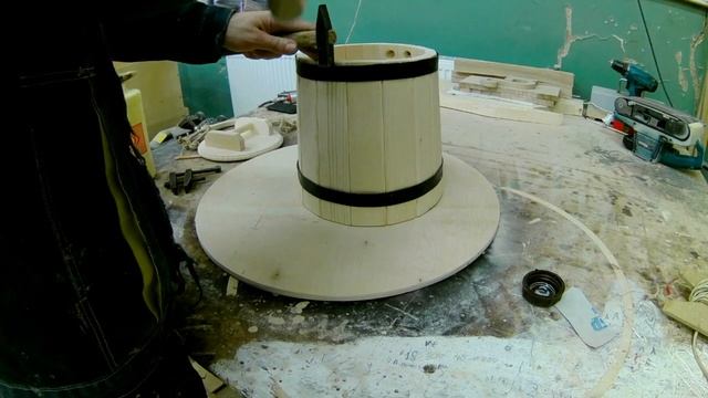 Кадка  Деревянная кадка  Как сделать деревянное ведро своими руками !