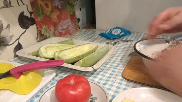 Фаршированные кабачки, лодочки. смотреть онлайн