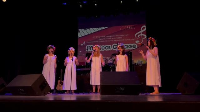 Folk студия "Утица". "Дымом половодье" на слова С. Есенина. Музыкальный фестиваль Musical Garage. смотреть онлайн