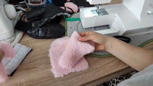 Szyjemy rękawiczki dziecięce. Uwaga!!! Darmowy wykrój!!! Info w opisie. смотреть онлайн