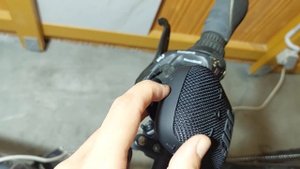 Mount the JBL Wind 3s on a bicycle