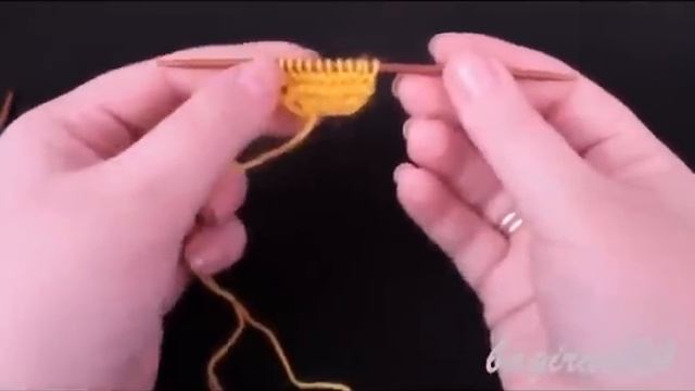 Вязание спицами: Пинетки "Зайчики" - часть 1 смотреть онлайн