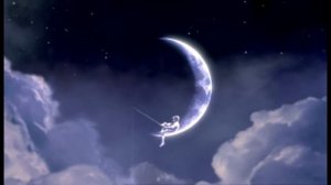Заставка Dream Works (футаж, скачать)