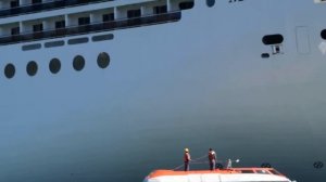 Круизные лайнеры в порту Барселоны / Cruise ships in the port of Barcelona