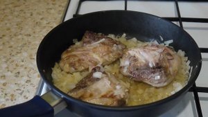 Вкусный Рецепт с Курицей В Сметанном Соусе на Сковороде