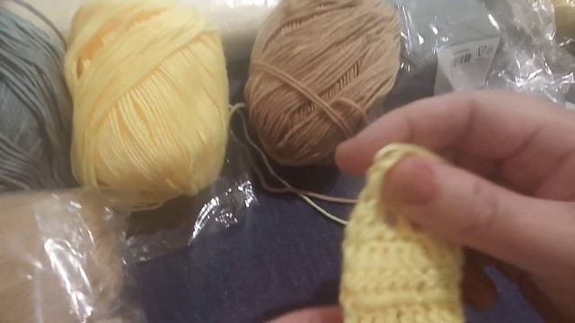 Из "Светофора" в тумбочку! Обзор пряжи 25.05.23 год. смотреть онлайн