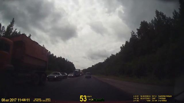 Р-242. Первоуральск. Ремонт дороги. Пробка. (08.08.2017) смотреть онлайн