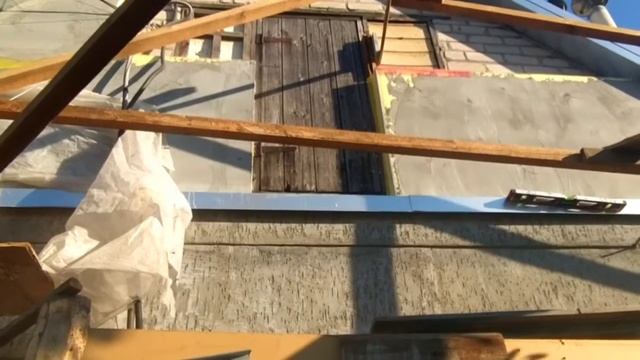 @0118 Поштукатурил армирующую стеклосетку по пенопласту М-80 второго этажа фасада. смотреть онлайн