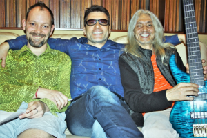 "Над обрывом". Автор текста и музыки Андрей Фомин.