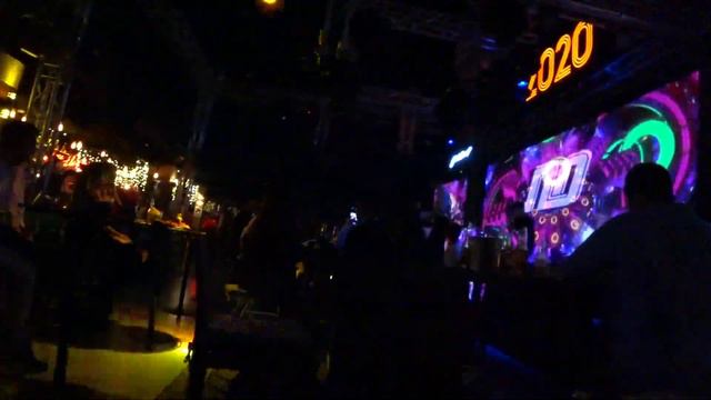 Нячанг, клуб Скайлайт ( Club Skylight) смотреть онлайн