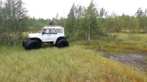 УАЗик на больших колесах