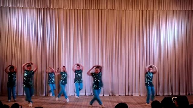 ЮЦКиД, танцевальный коллектив "Фристайл", танец Звезда смотреть онлайн