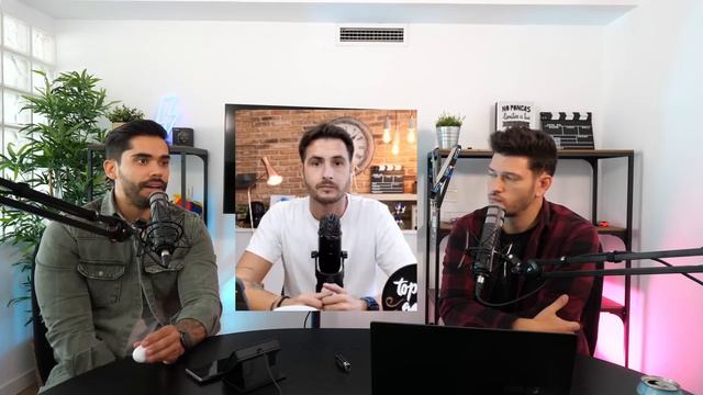 DEBATE CARGADOR iPhone 12 y carga RÁPIDA смотреть онлайн