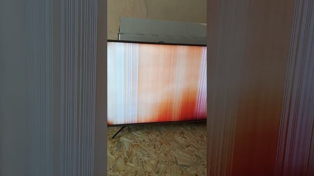 Телевизор Hisense B7200.Вертикальные цветные полосы смотреть онлайн