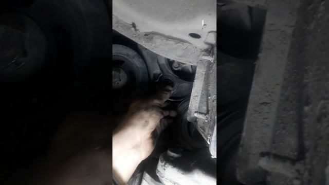 Саньёнг актион замена натяжителя ремня и термостат смотреть онлайн